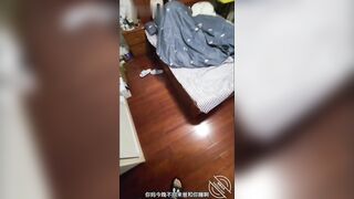给女儿买手机诱导女儿口交 最后强插破处内射