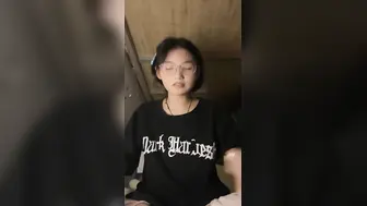 吃瓜事件精选 萝莉学生妹和渣男打视频自慰 被渣男录下自慰视频teenpussy