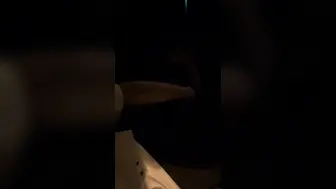 兄妹乱伦，刺激内射好久没有见妹妹喝这么多的酒了，喝了酒以后妹妹的逼滚烫滚烫的，我都怕一会把鸡巴都给烫熟了