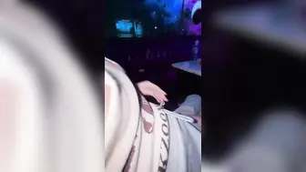 兄妹乱伦 和偷操半年的亲妹妹在KTV激情开操年纪小就是听话，这骚叫声也是没谁了，骨子里的贱货